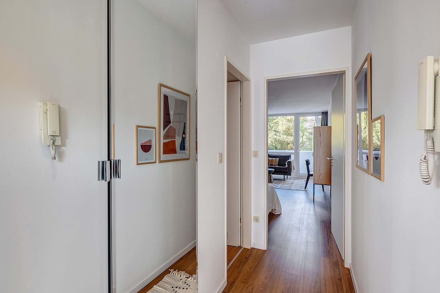 Apartment with 1 room | München-Maxvorstadt | 700022 | Flur Richtung Wohnbereich