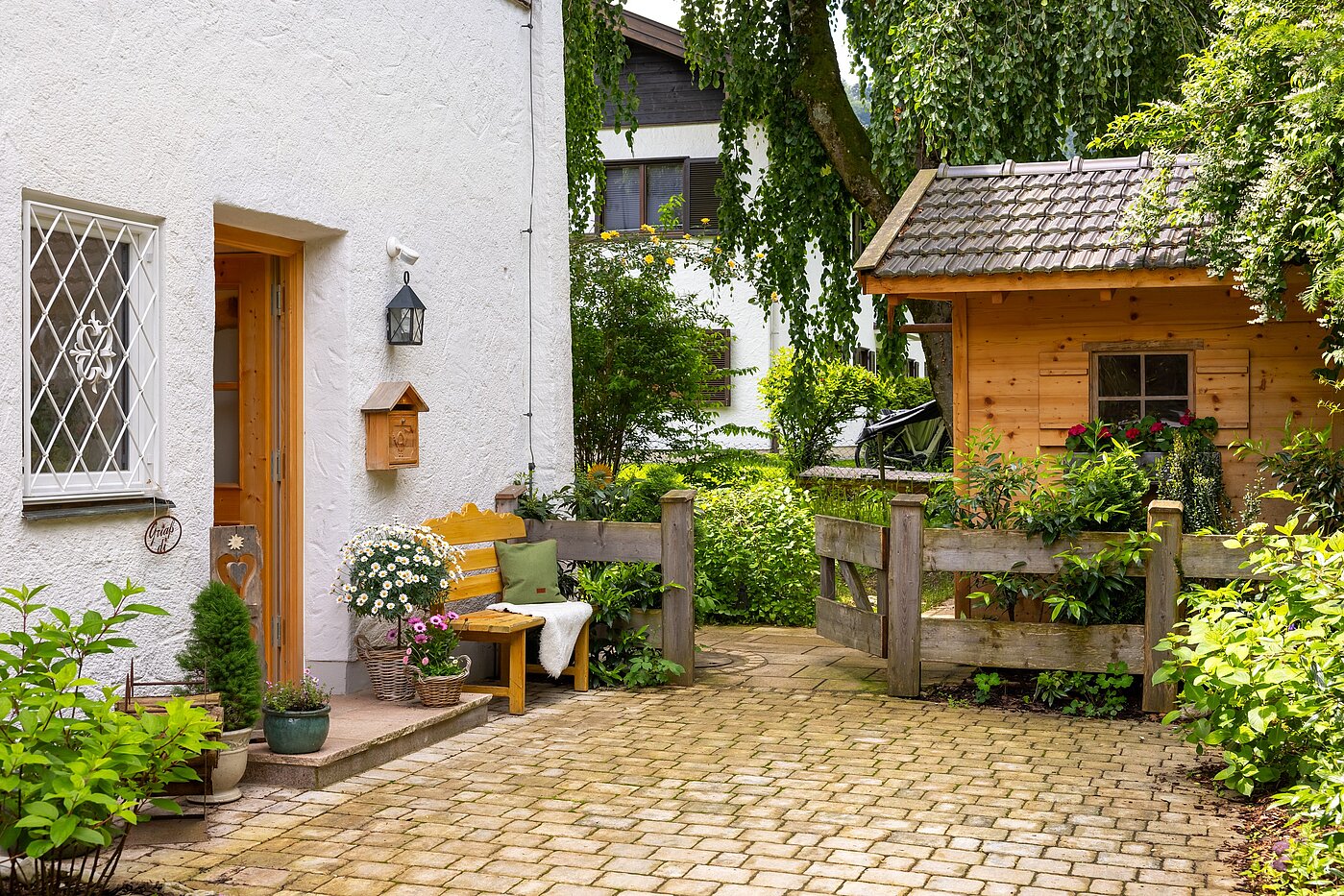 Ground floor apartment with 2.5 room | Kreuth | 701351 | Hauseingang