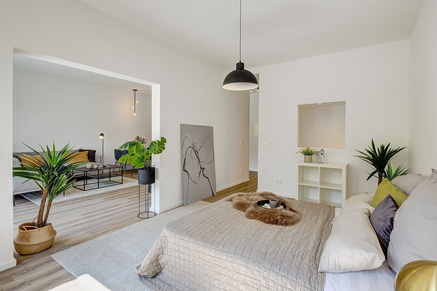 Apartment with 2.5 room | München-Obermenzing | 700191 | ...mit Schiebetür zum Wohnzimmer