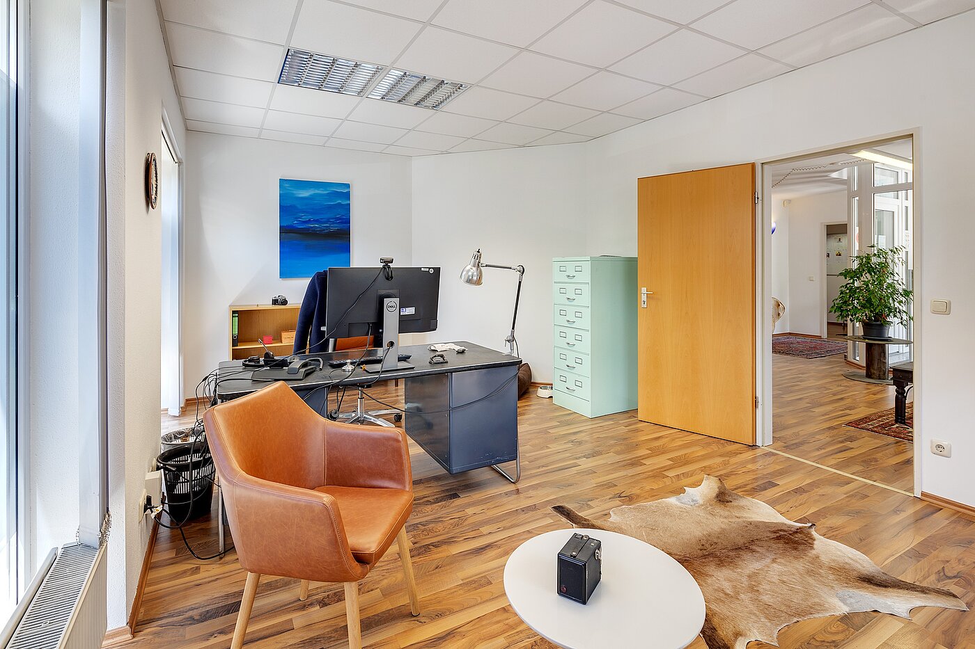 Büro with 9 room | Weilheim in Oberbayern | 2108ML44 | Büro 1 Blick auf d. Tür