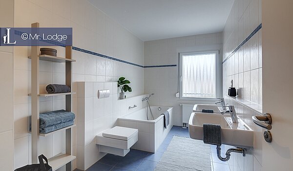 Apartment with 5 room | München-Trudering | 1902ML4 | Schönes, helles Bad