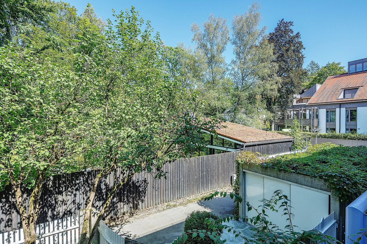 Apartment with 3 room | München-Harlaching | 1908ML6 | Ausblick vom Schlafzimmer