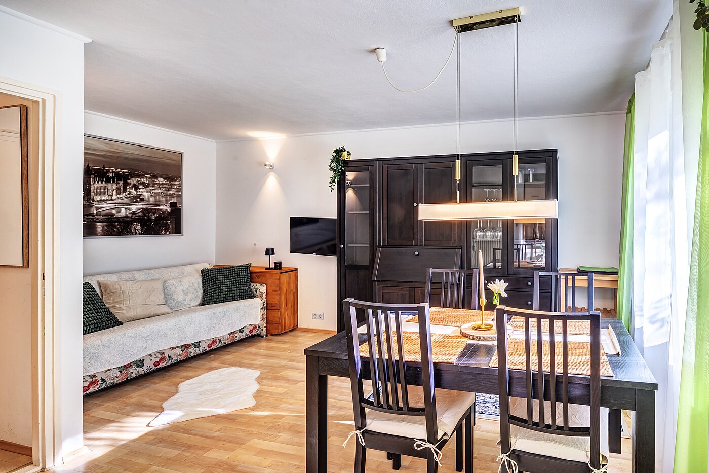 Raised Ground Floor with 1 room | München-Bogenhausen | 70301 | Wohnbereich