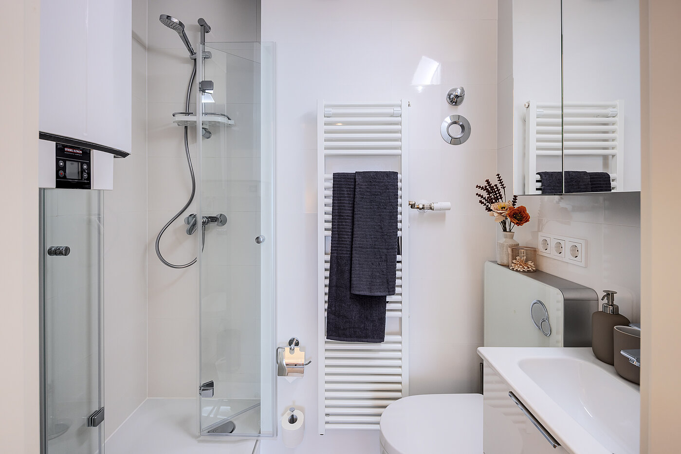 Apartment with 2 room | München-Sendling-Westpark | 70413 | ...Duschbad
