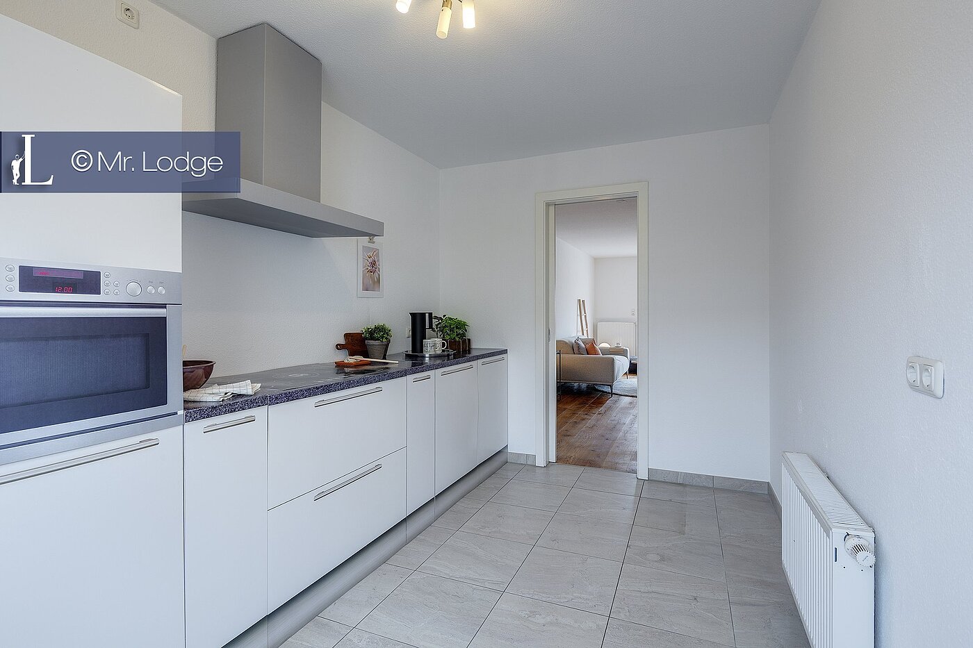 Apartment with 5 room | München-Trudering | 1902ML4 | Geräumige Küche..