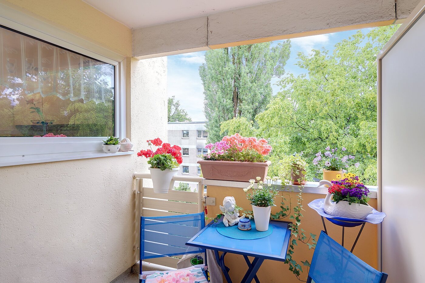 Apartment with 1 room | München-Forstenried | 2106ML6 | Sonnige Loggia