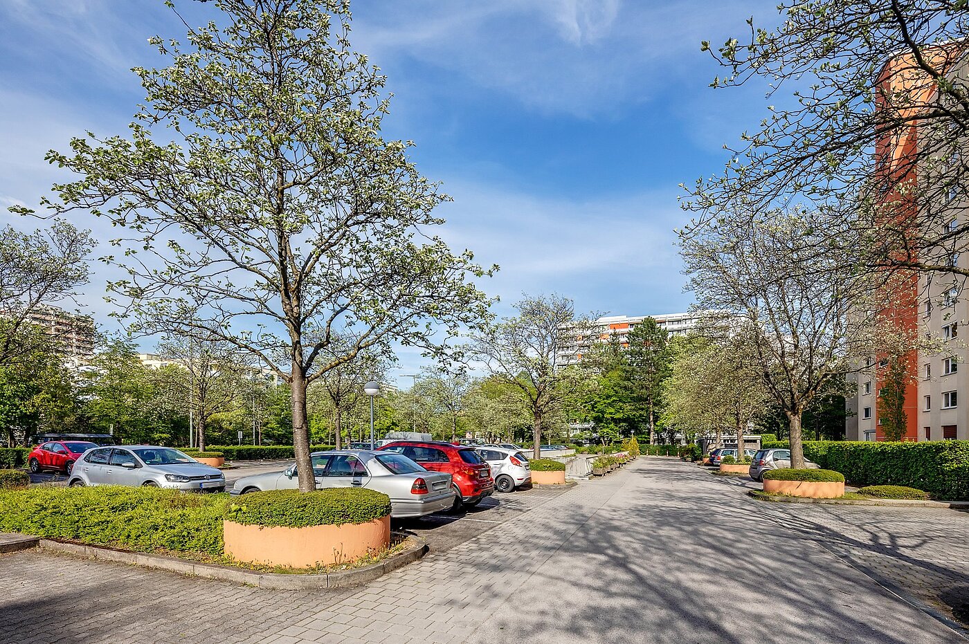 Apartment with 2 room | München-Perlach | 1904ML5 | Parkplatz