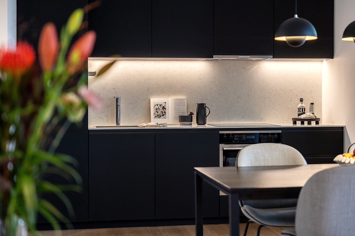 Penthouse with 2 room | München-Maxvorstadt | 704271 | ...erstklassigen Geräten
