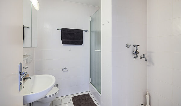 Apartment with 3.5 room | München-Bogenhausen | 70305 | Separates...