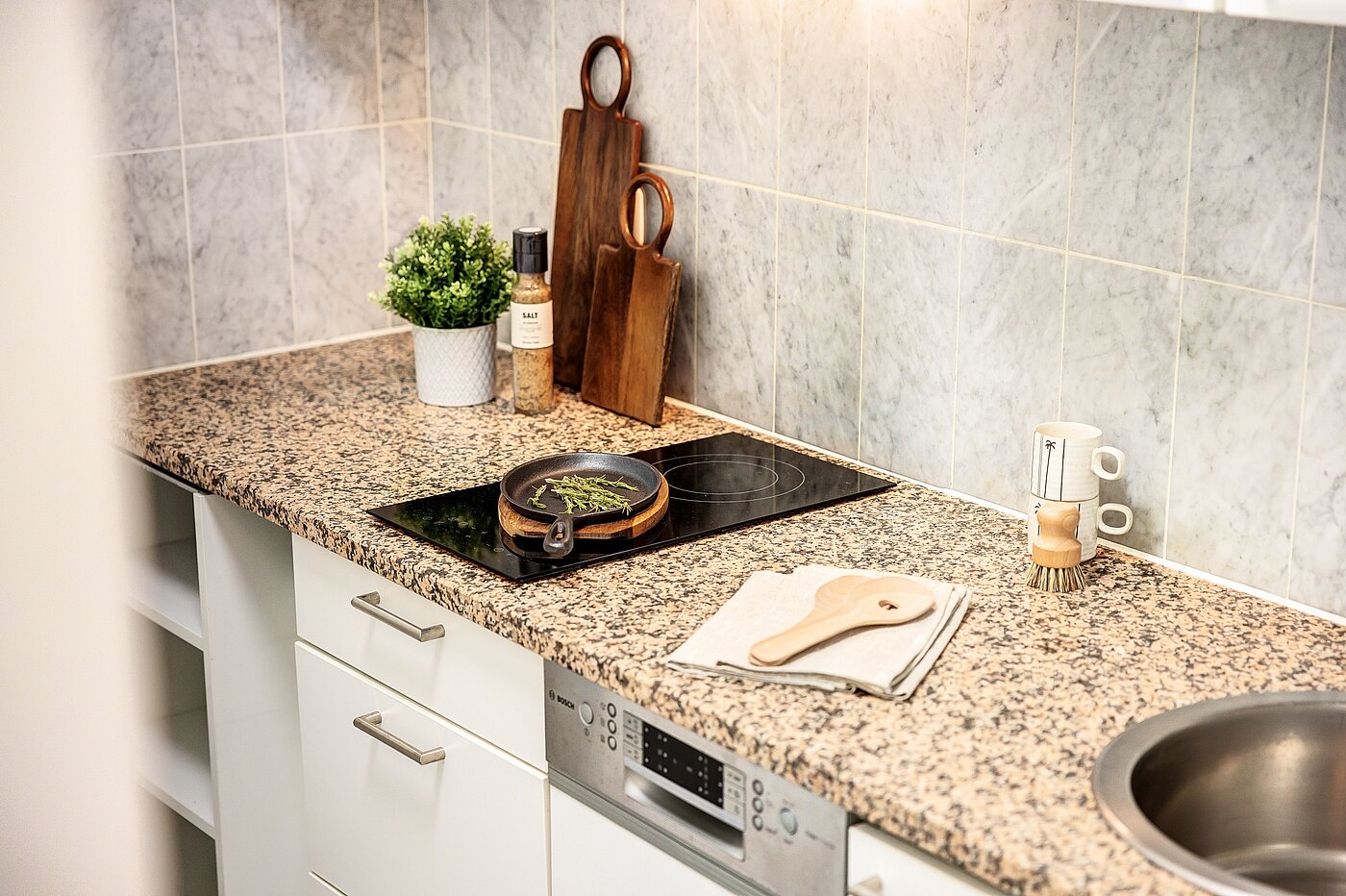 Apartment with 1 room | München-Schwabing | 70249 | ...Einbauküche