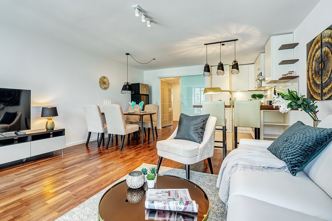 Apartment with 2 room | München-Schwabing | 70434