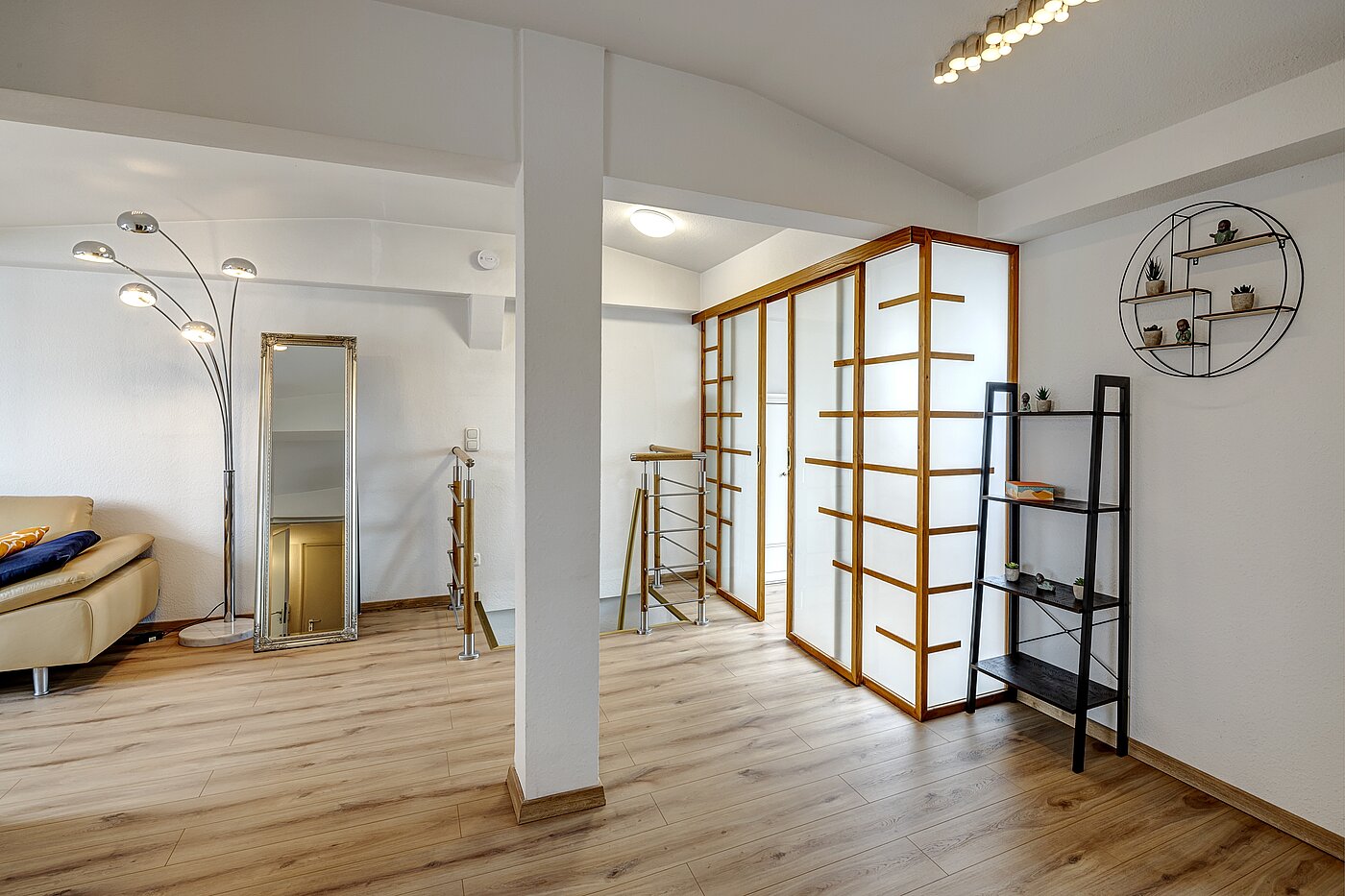 Attic Apartment with 4.5 room | München-Ludwigsvorstadt | 70461 | Wohnen / Essen
