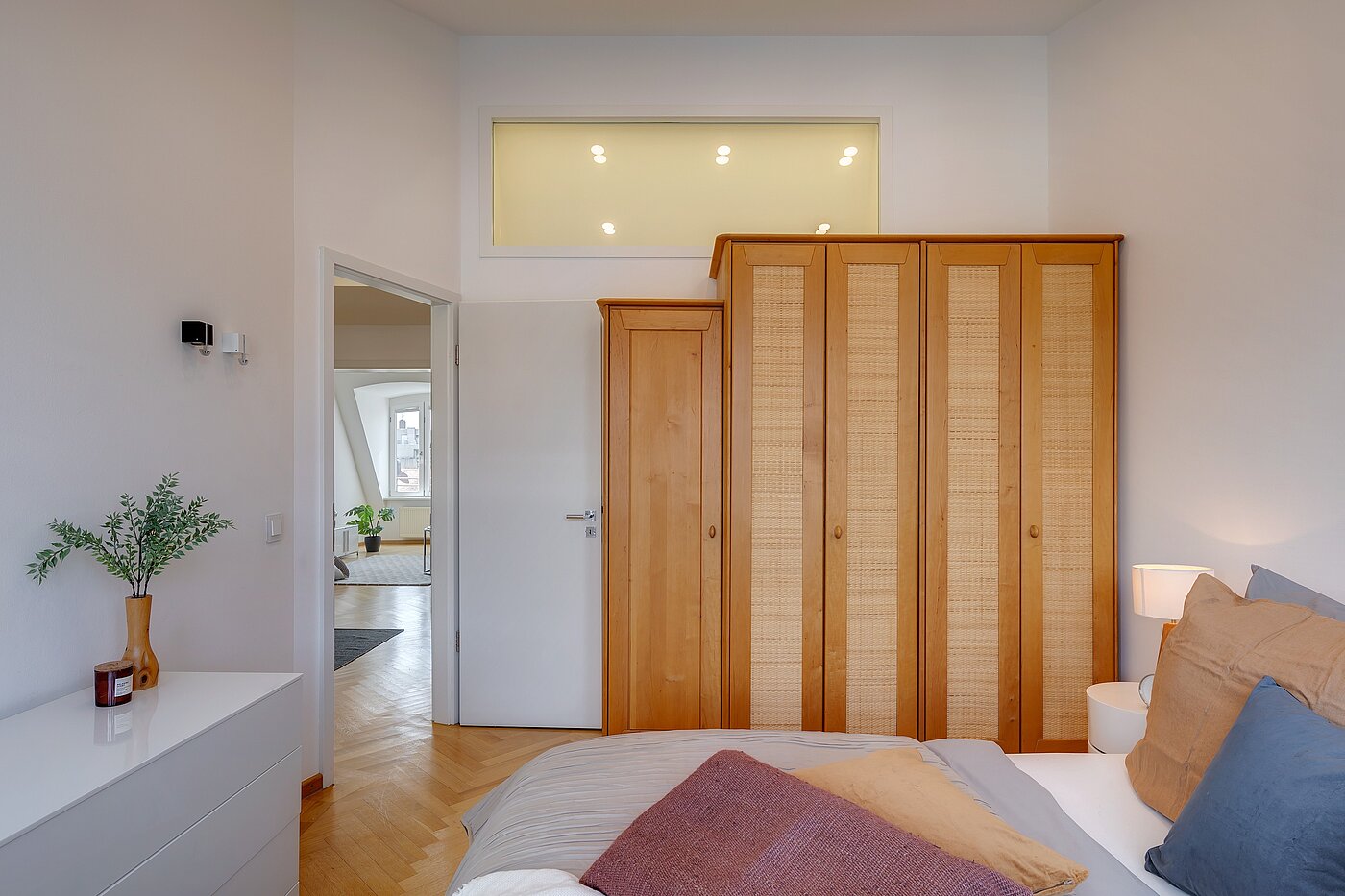 Apartment with 2 room | München-Schwabing | 2208ML2 | ...ausreichend Stellfläche
