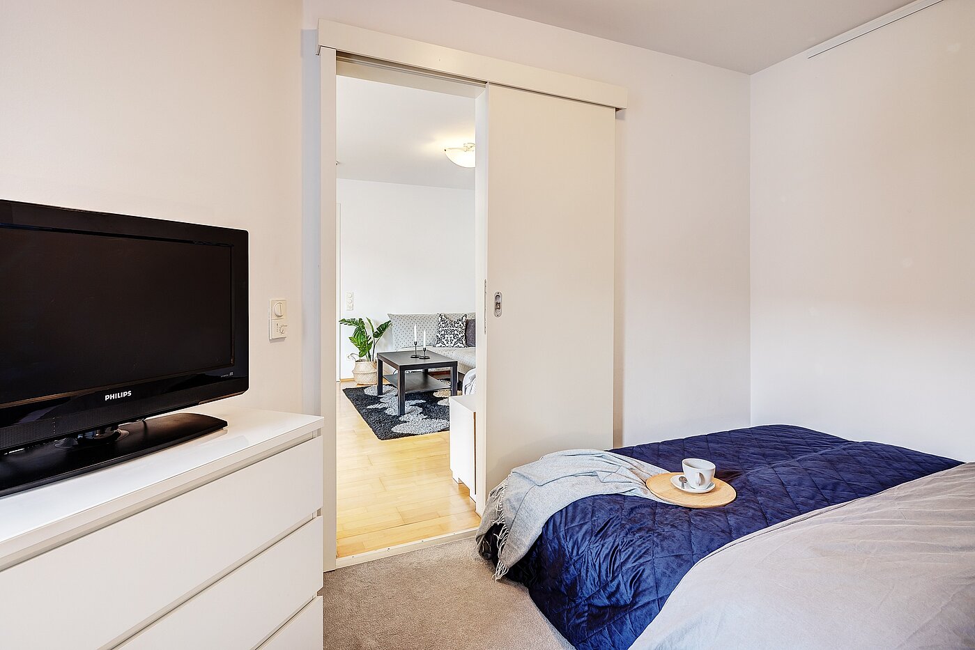 Apartment with 1.5 room | München-Schwabing | 2205ML81 | Praktische Schiebetüre