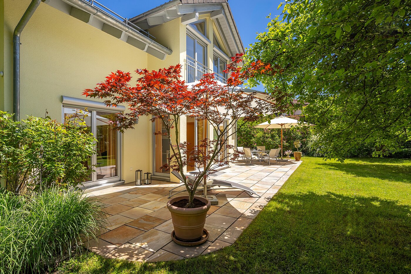 Detached house with 5 room | Icking | 70438 | ...Wohnterrasse mit...