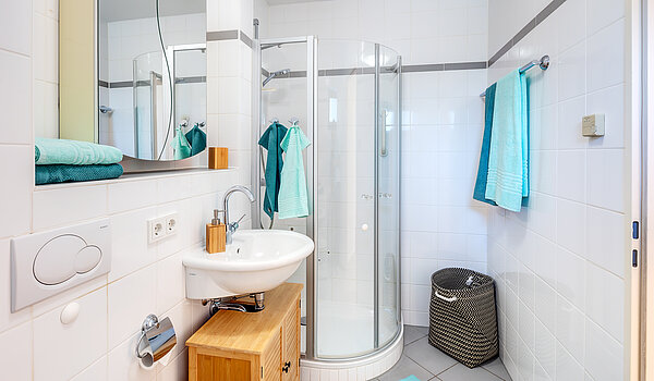 Apartment with 2 room | Haar | 70426 | ...mit Dusche