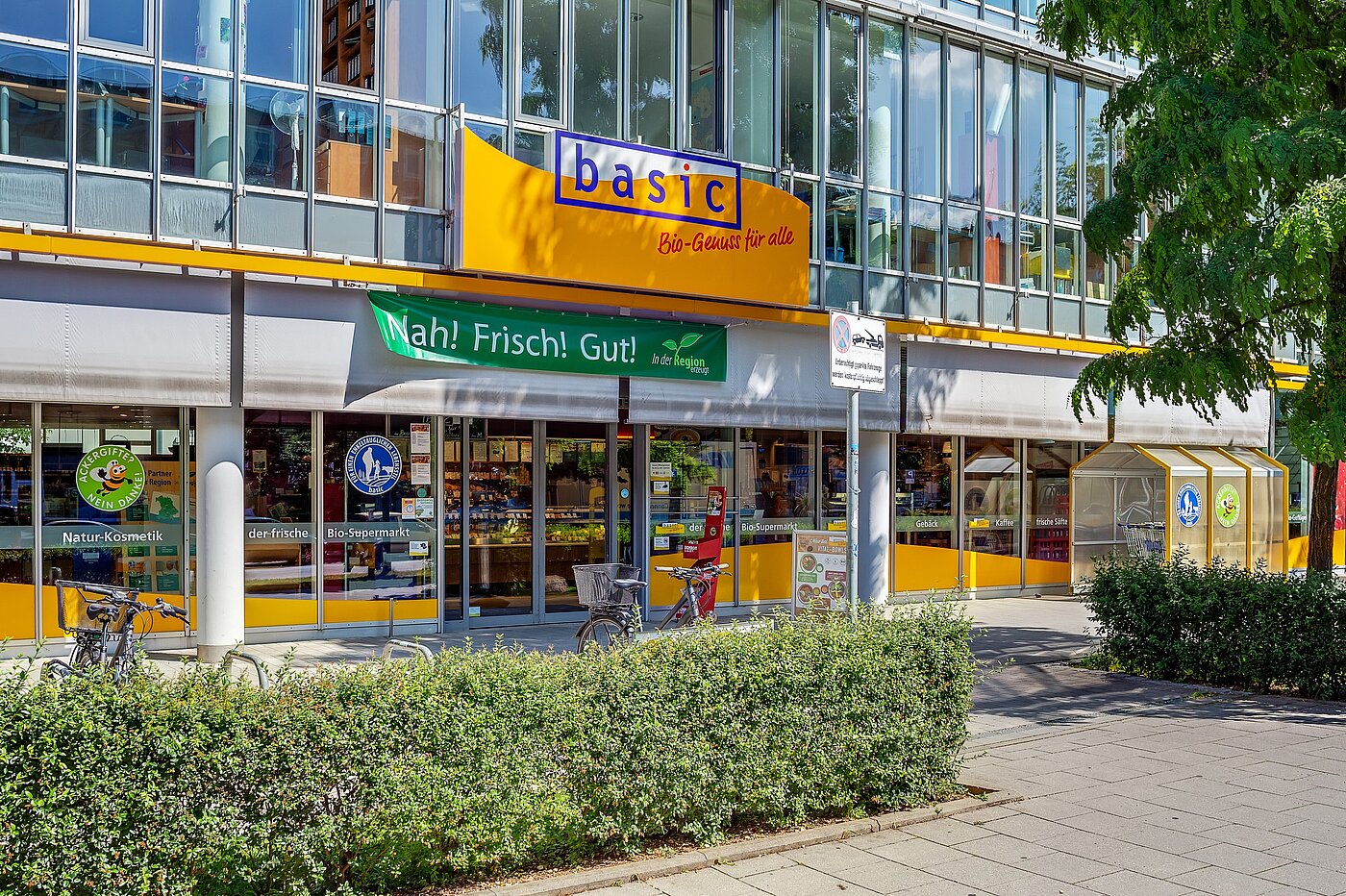 Apartment with 3 room | München-Bogenhausen | 2112ML3 | ...um´s Eck