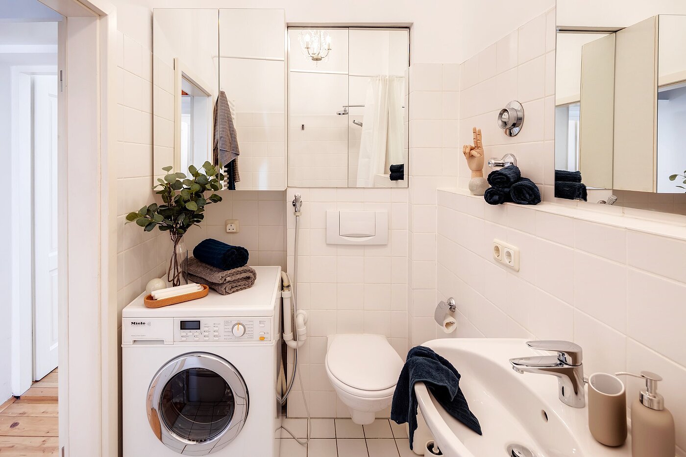 Apartment with 2 room | München-Altstadt | 2103ML4 | ...und Waschmaschinenanschluss