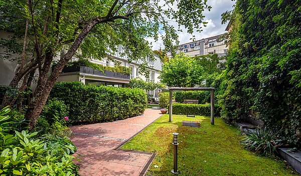 Maisonette with 3 room | München-Lehel | 2209ML5 | Wunderschöner, begrünter Innenhof