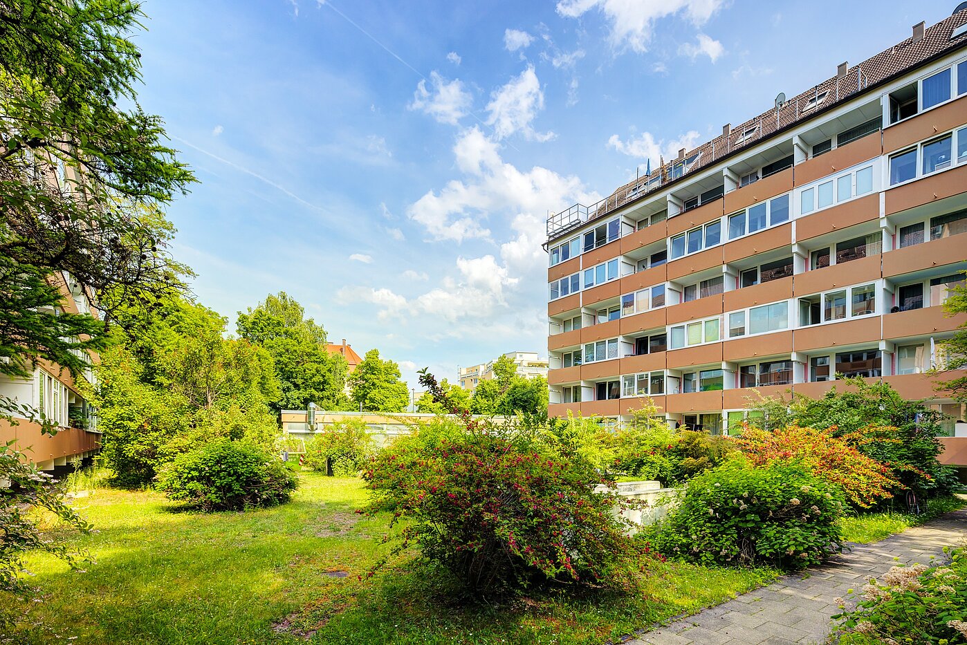 Apartment with 1 room | München-Neuhausen | 702271 | Gartenansicht