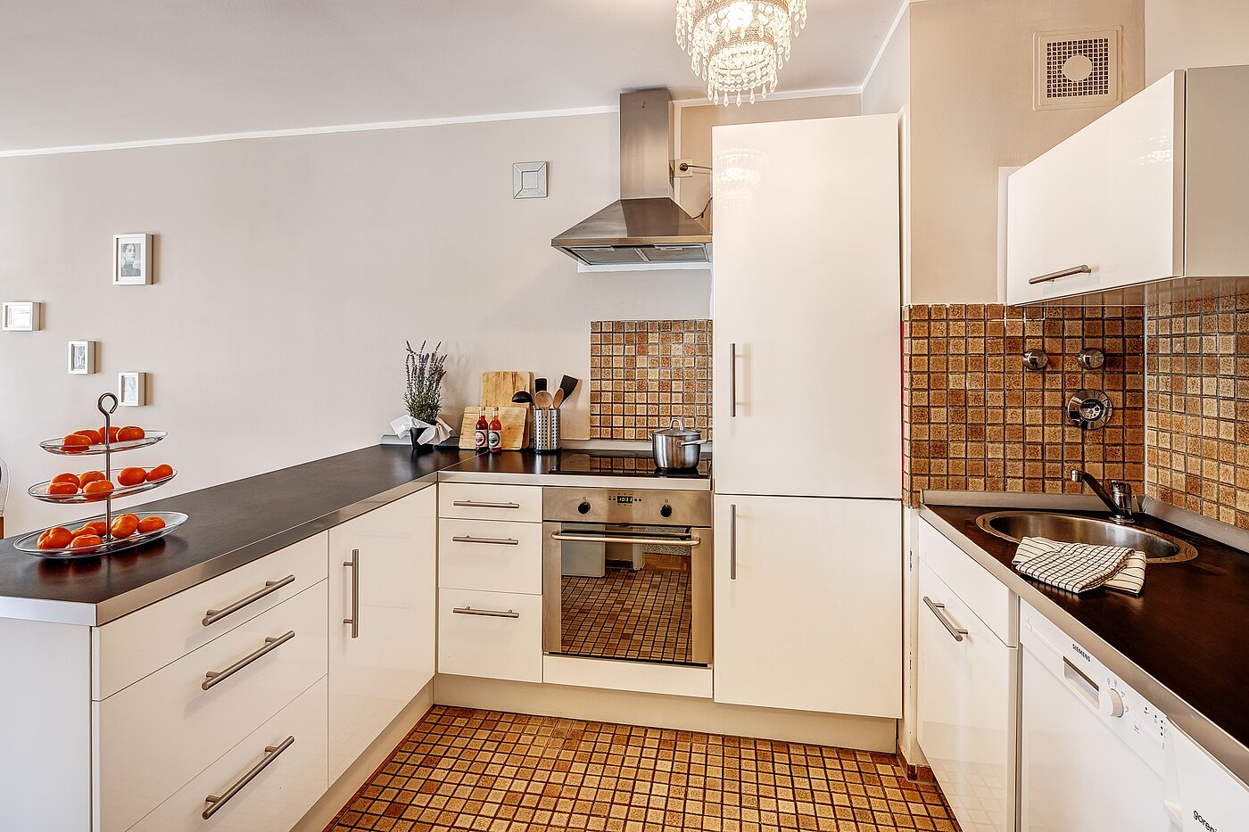 Apartment with 1.5 room | München-Bogenhausen | 2203ML2 | Voll eingerichtete Einbauküche...