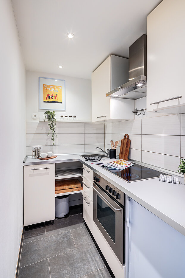 Apartment with 2 room | München-Maxvorstadt | 70390 | Apartmentküche...