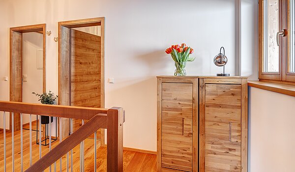 Apartment with 6 room | 70095 | Flur Obergeschoss