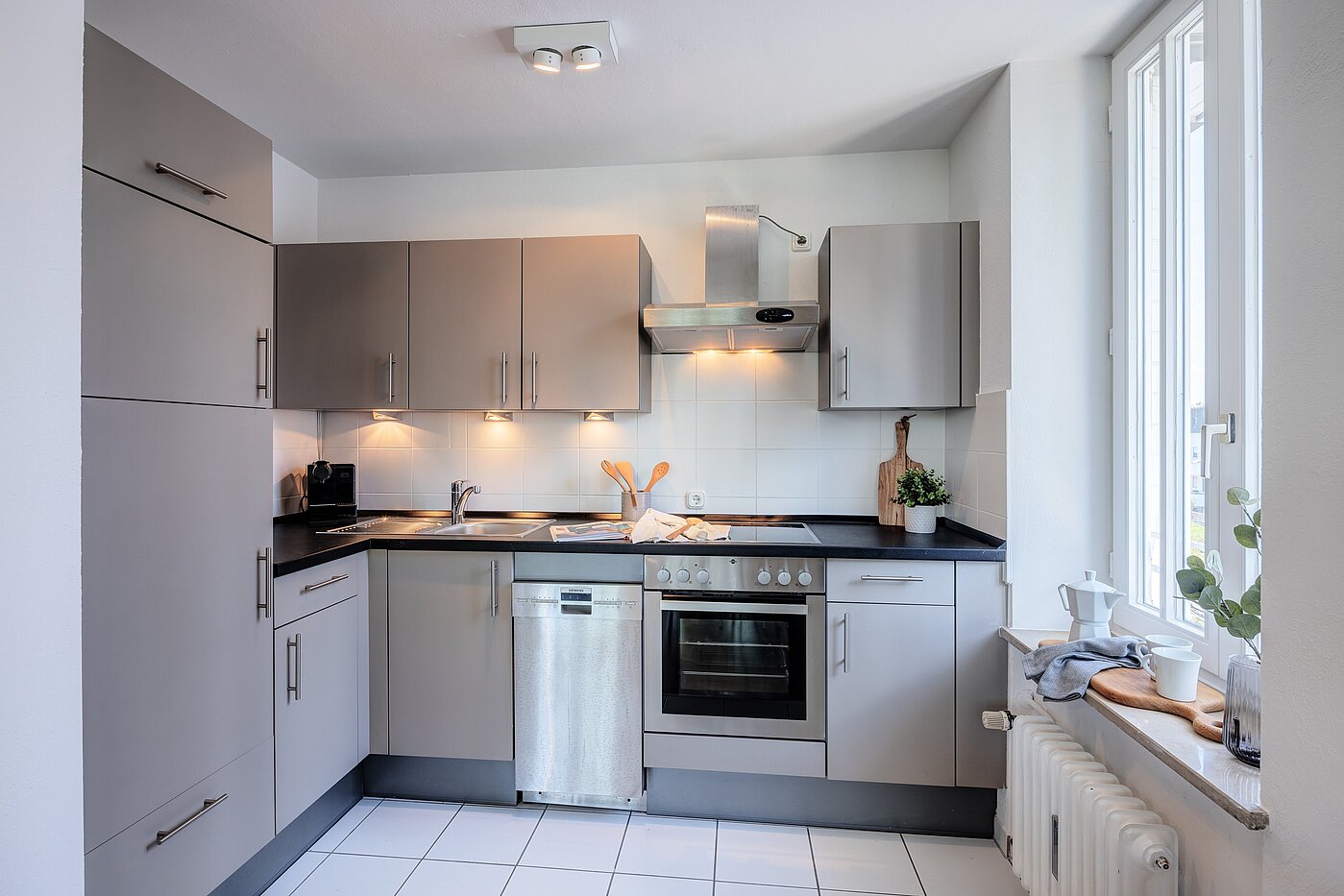 Apartment with 2.5 room | München-Fasangarten | 702211 | ...Einbauküche und allen...