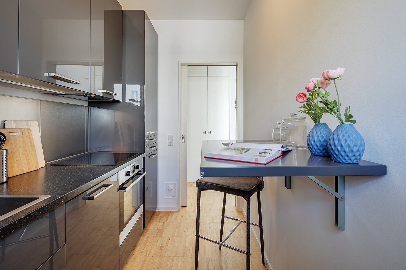 Apartment with 2 room | München-Thalkirchen | 2107ML2 | ...und genügend Arbeitsfläche