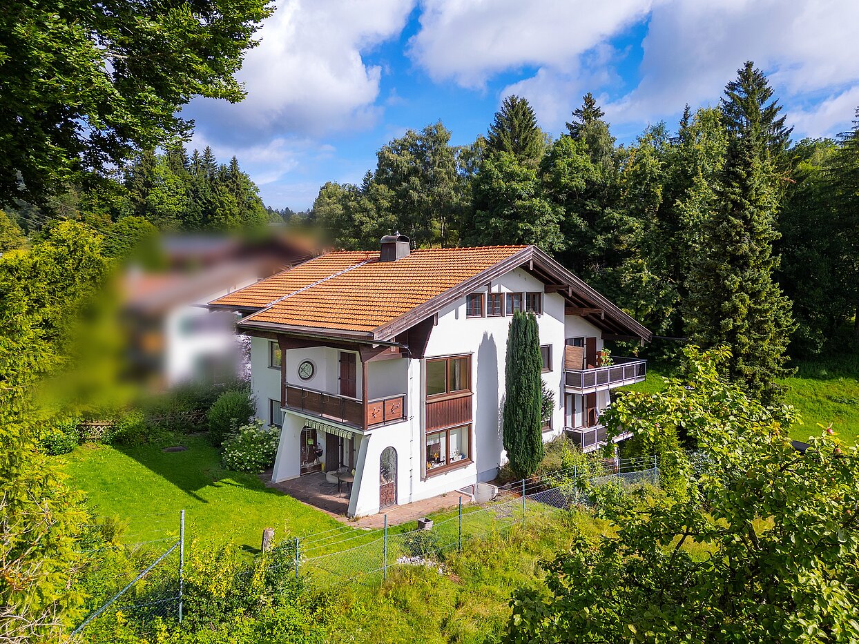 Mehrfamilienhaus with 10 room | Bad Wiessee | 70212