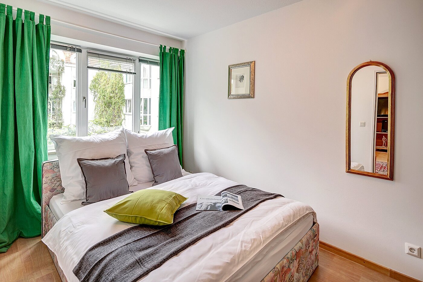 Apartment with 1.5 room | München-Lehel | 2107ML9 | Separates Schlafzimmer...