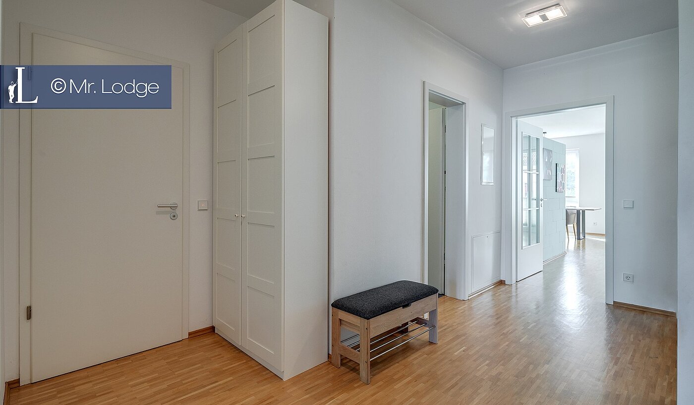 Apartment with 3 room | München-Solln | 1809D8 | Große, helle Diele
