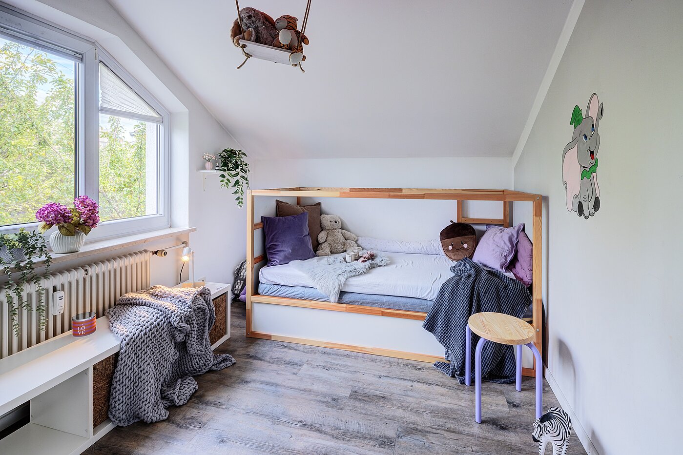 Attic Apartment with 3 room | Karlsfeld | 70217 | ...Kinderzimmer
