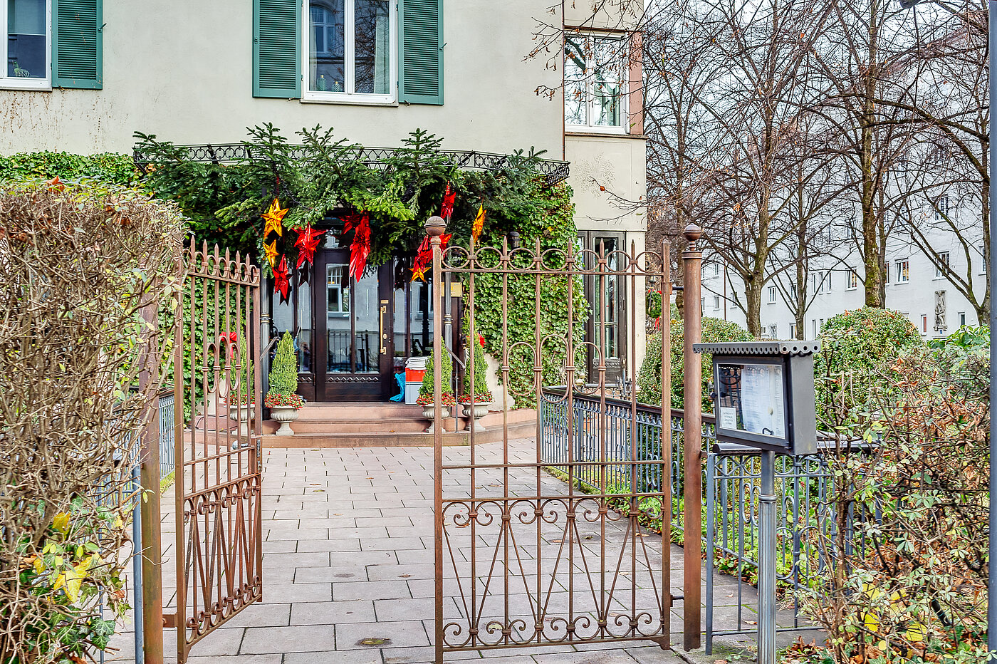 Apartment with 2 room | München-Bogenhausen | 70160 | ...und um...