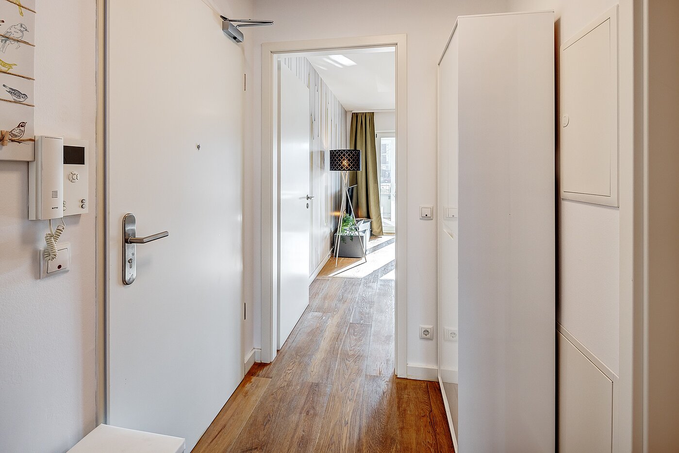 Ground floor apartment with 2 room | München-Riem | 2201ML1 | Garderobe und Stauraum in der Diele