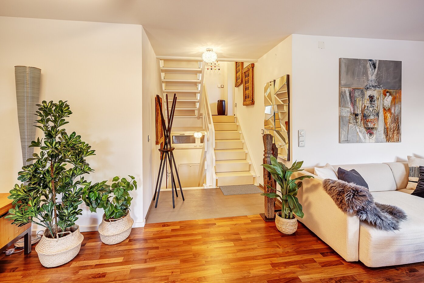 Corner townhouse with 3 room | Kreuth | 70037 | Offenes Treppenhaus in den Wohnbereich