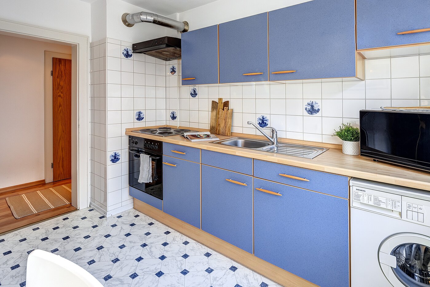 Apartment with 1 room | München-Sendling | 2201ML3 | Großzügige Küche...