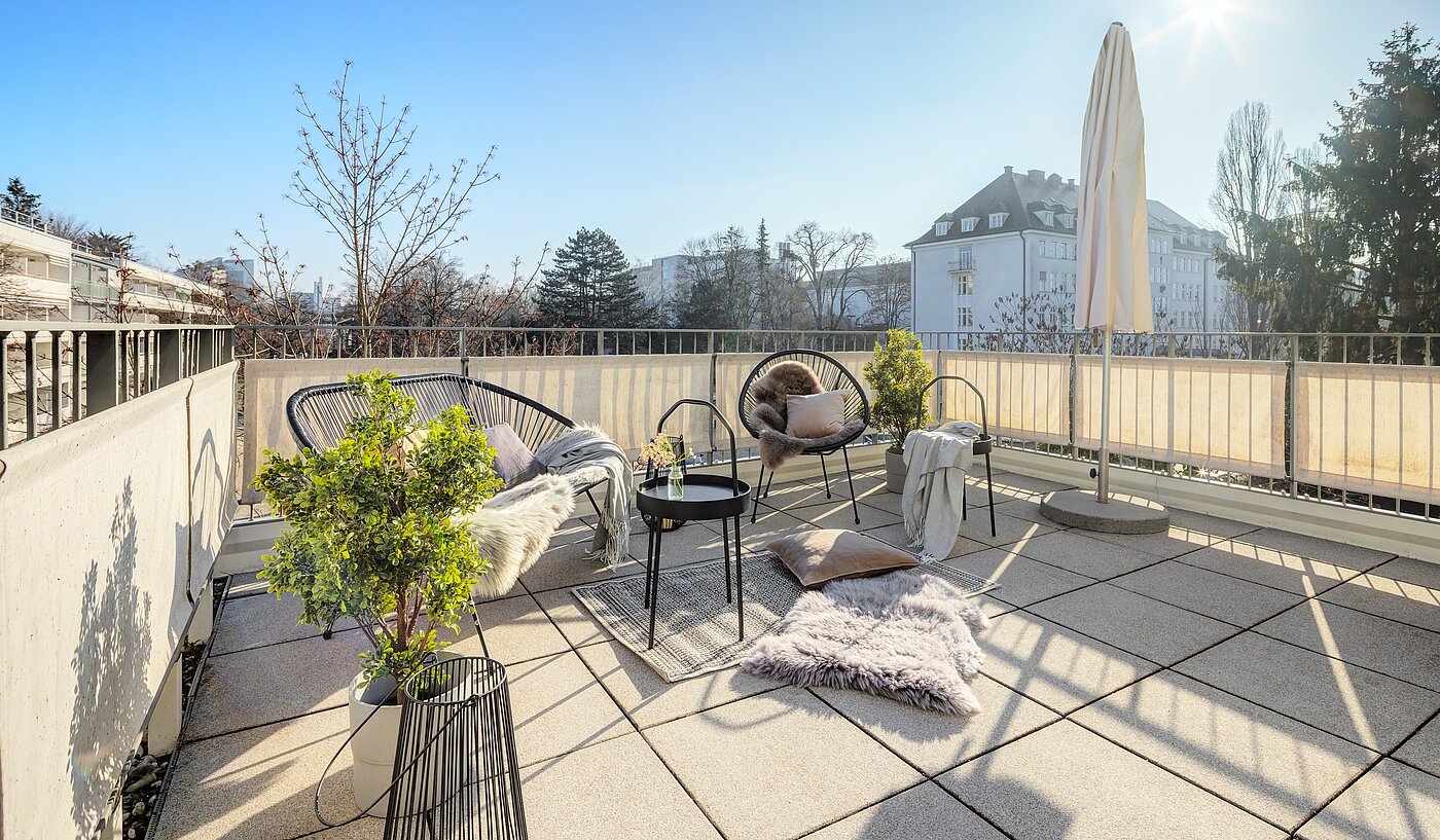 Apartment with 2 room | München-Schwabing | 70195 | ...Dachterrasse...