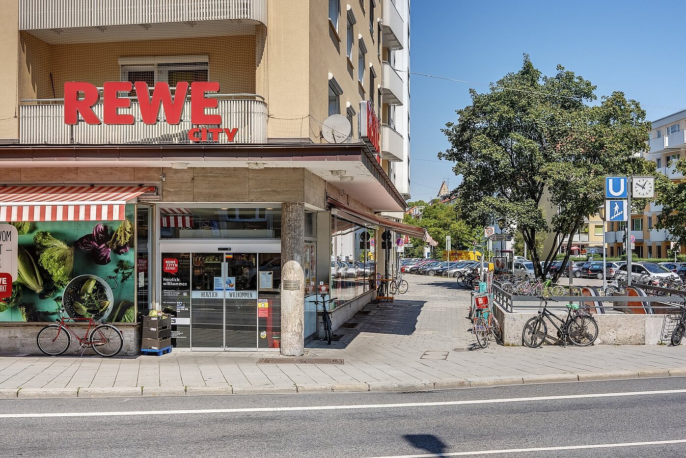 Apartment with 3 room | München-Schwabing | 2006ML4 | ...Einkaufsmöglichkeiten