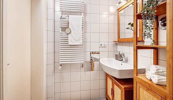 Apartment with 3 room | München-Bogenhausen | 2112ML3 | geschmackvolles Bad