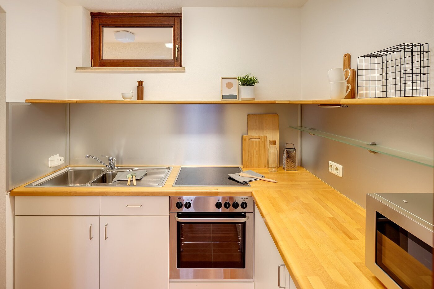 Apartment with 2 room | München-Neuhausen | 2012ML5 | Separate Küche...