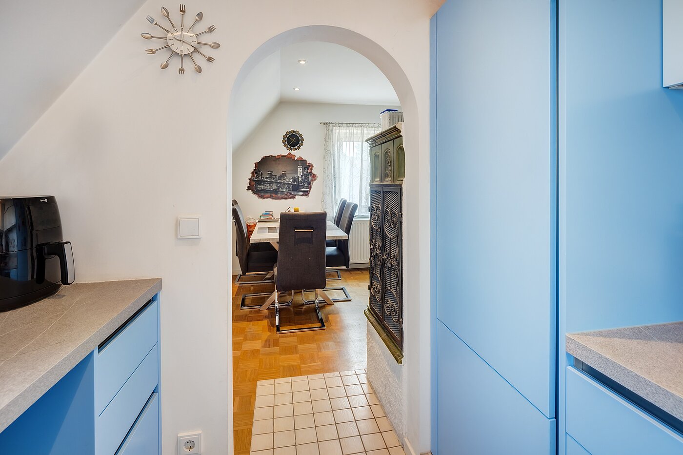 Detached house with 8 room | 70229 | ...und Zugang zum Essplatz