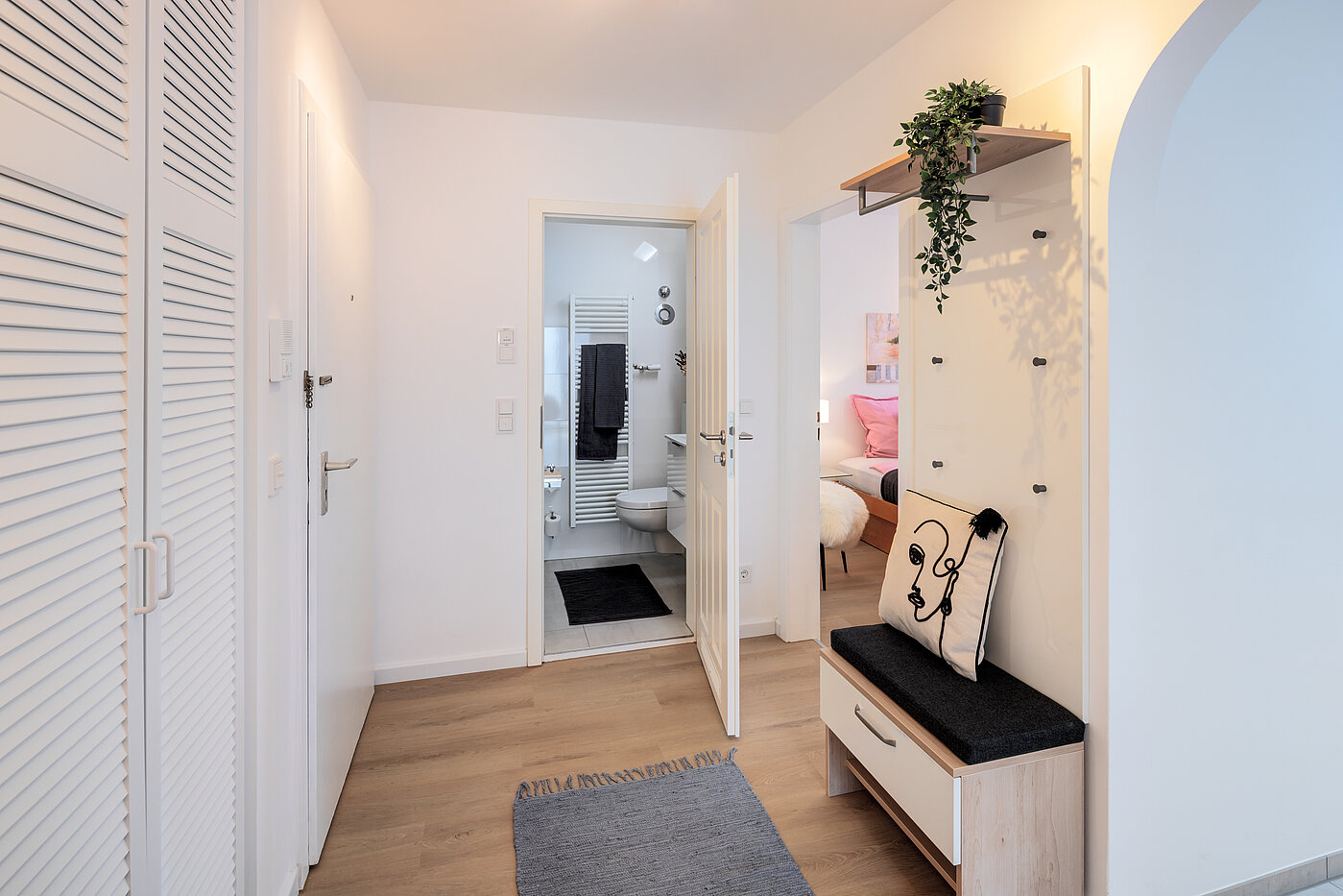 Apartment with 2 room | München-Sendling-Westpark | 70413 | ...und Zugang zum...