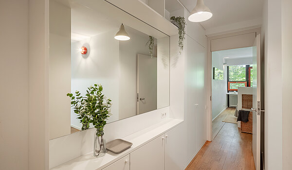 Apartment with 2 room | München-Solln | 70418 | Flur Blickrichtung Schlafzimmer