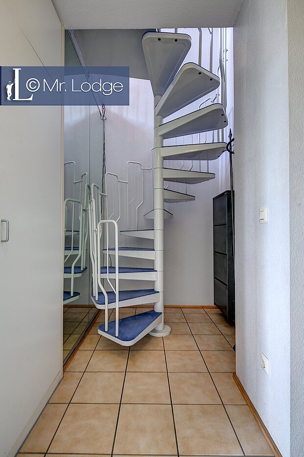 Apartment with 2 room | Unterschleißheim | 1711ML1 | Wendelreppe zum Dachgeschoss