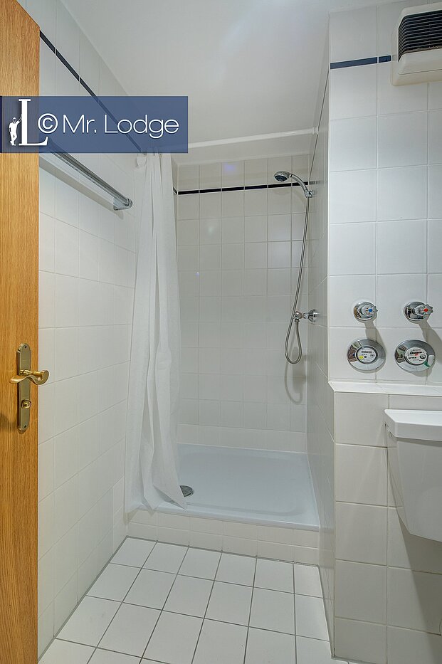 Apartment with 1 room | München-Ramersdorf | 1602ML4 | Ansicht Dusche