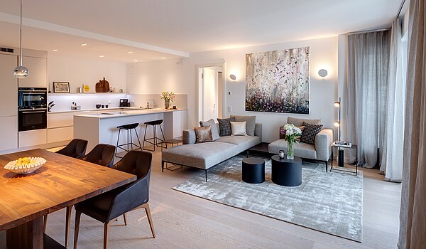 Apartment with 3 room | 70046 | Geräumiger Wohn/ Essbereich...