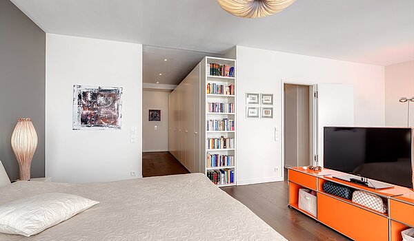 Apartment with 5 room | München-Maxvorstadt | 1807ML1 | Blick zum Schrankraum