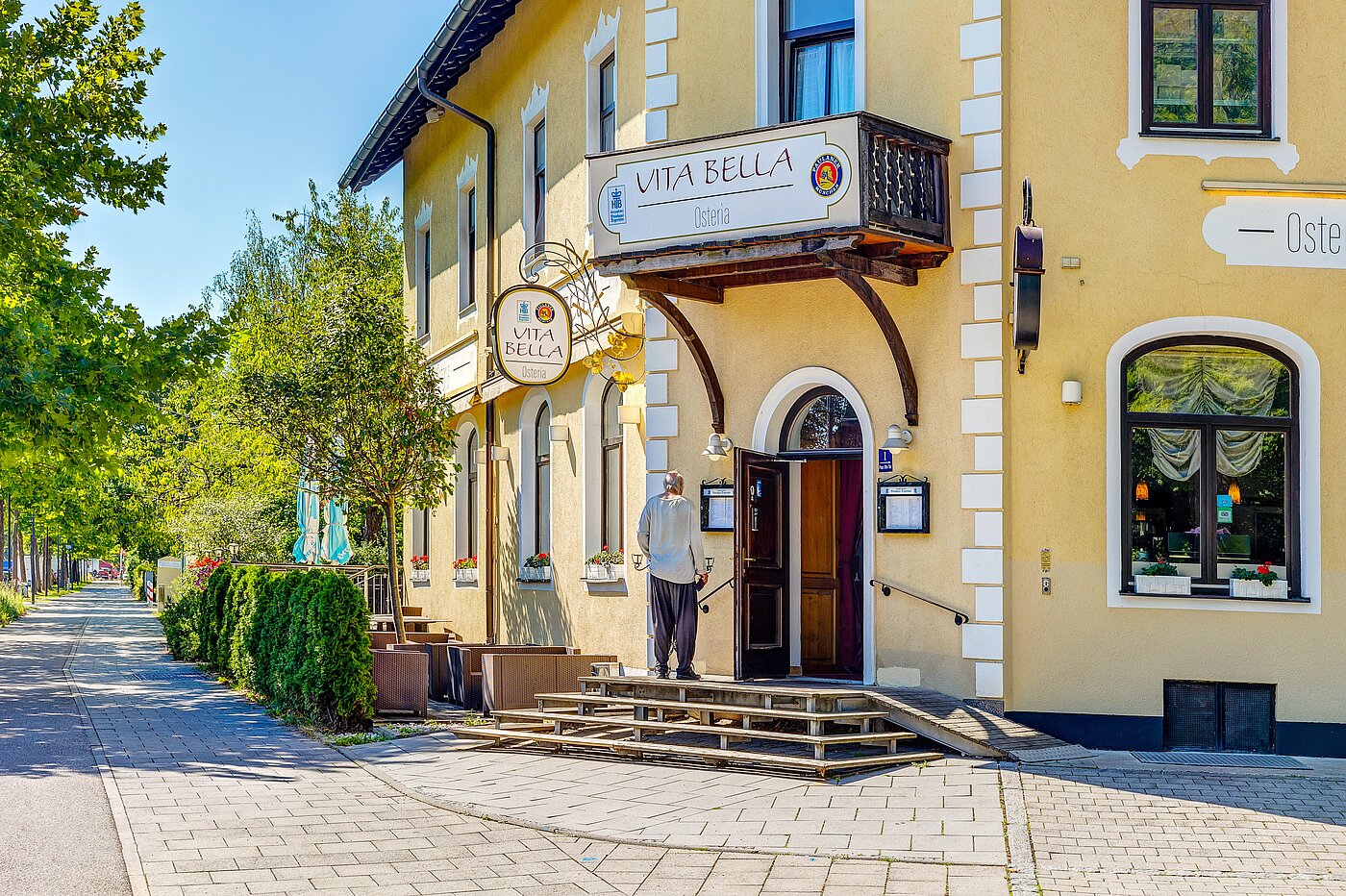 Apartment with 1 room | Ottobrunn | 2301ML1 | Gastronomische Vielfalt in der Nähe
