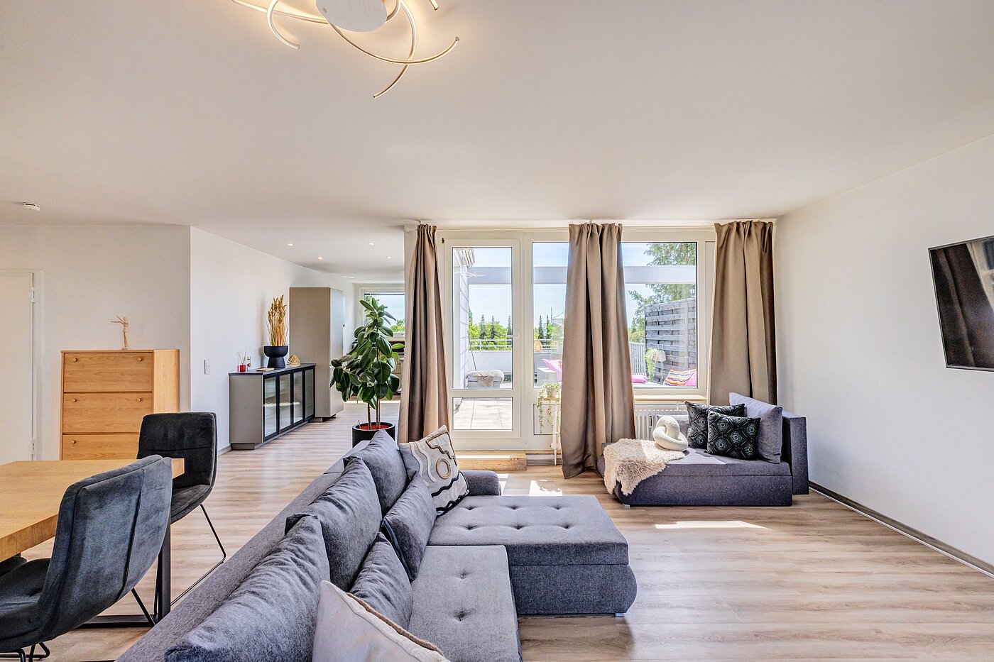 Terrassenwohnung with 3.5 room | München-Berg am Laim | 123456 | Wohnzimmer